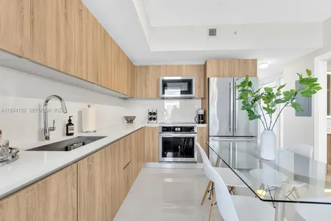 2960 NE 207 Street Aventura FL 33180