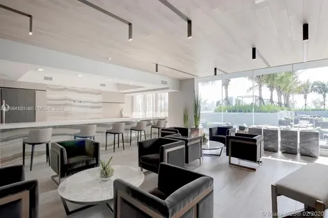 2960 NE 207 Street Aventura FL 33180