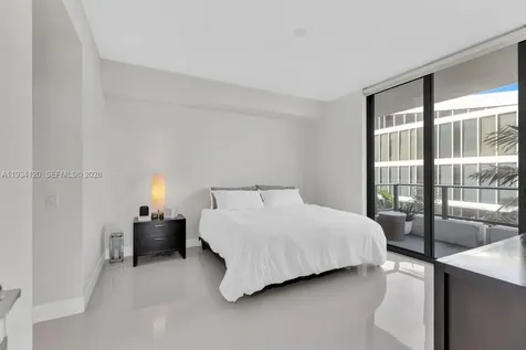 2960 NE 207 Street Aventura FL 33180