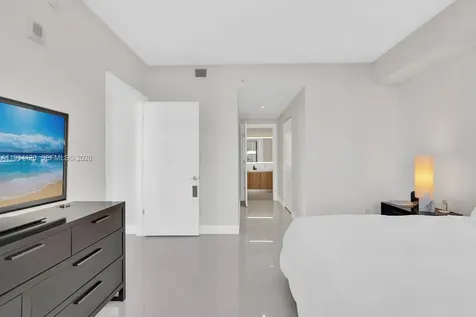 2960 NE 207 Street Aventura FL 33180