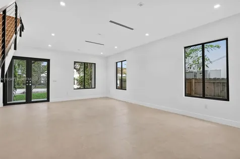 7222 SW 52nd Court Miami FL 33143