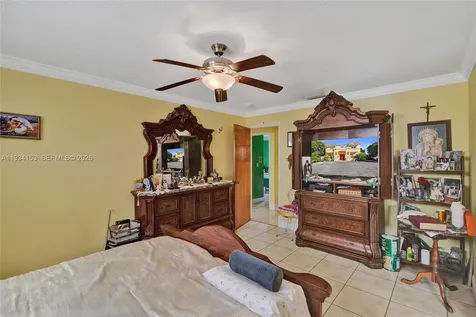 4141 W 4th Avenue Hialeah FL 33012