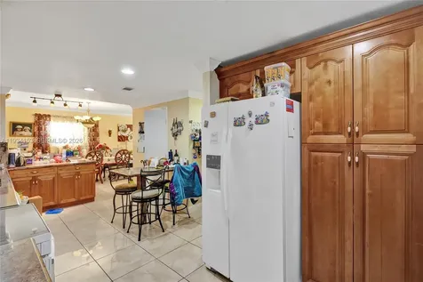 4141 W 4th Avenue Hialeah FL 33012