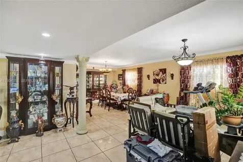 4141 W 4th Avenue Hialeah FL 33012