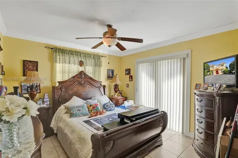 4141 W 4th Avenue Hialeah FL 33012