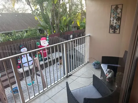 9974 SW 88th Street Miami FL 33176