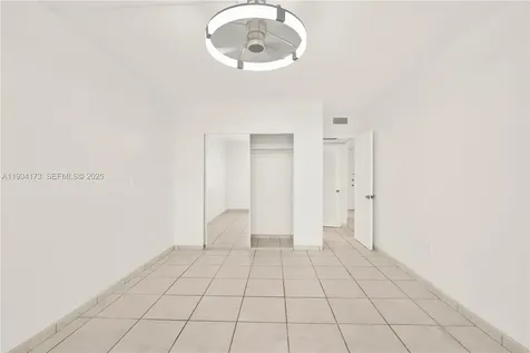 400 Kings Point Drive Sunny Isles Beach FL 33160
