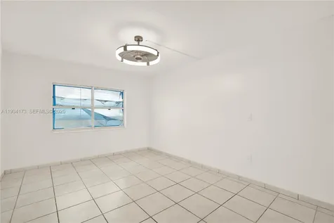 400 Kings Point Drive Sunny Isles Beach FL 33160