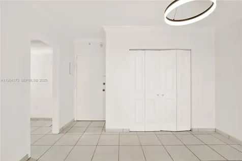 400 Kings Point Drive Sunny Isles Beach FL 33160
