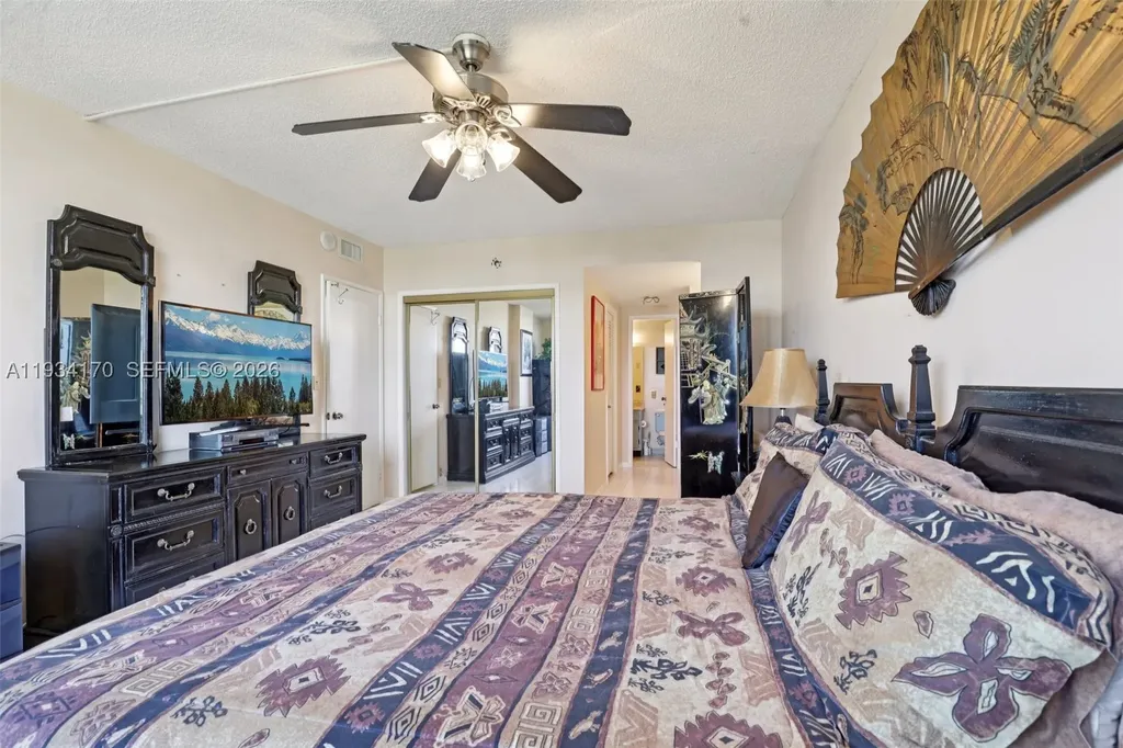 4350 Hillcrest Drive Hollywood FL 33021