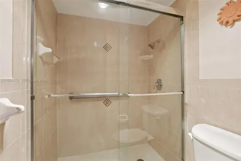 4350 Hillcrest Drive Hollywood FL 33021