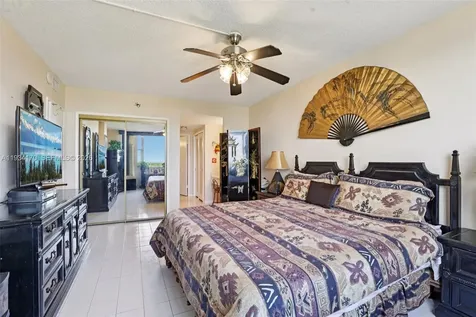 4350 Hillcrest Drive Hollywood FL 33021