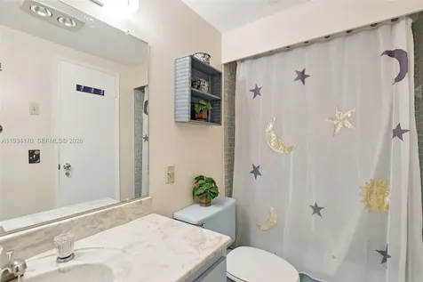 4350 Hillcrest Drive Hollywood FL 33021