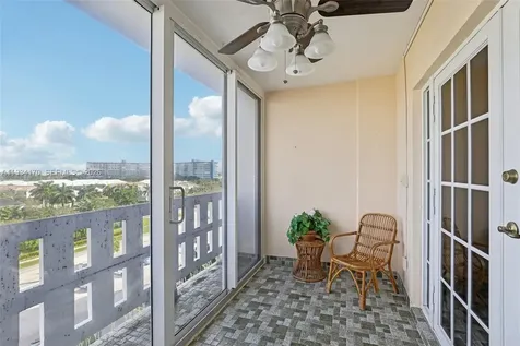 4350 Hillcrest Drive Hollywood FL 33021