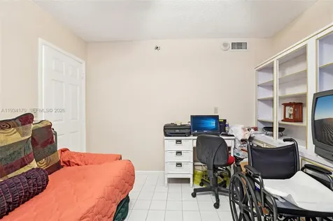 4350 Hillcrest Drive Hollywood FL 33021