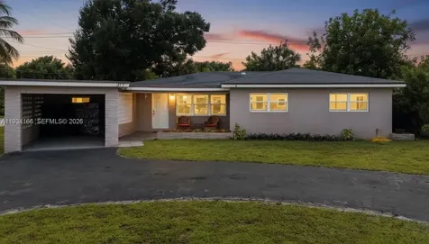 312 NW 35th Street Oakland Park FL 33309
