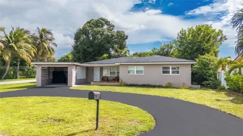312 NW 35th Street Oakland Park FL 33309