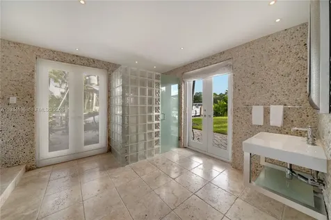100 Cape Florida Drive Key Biscayne FL 33149
