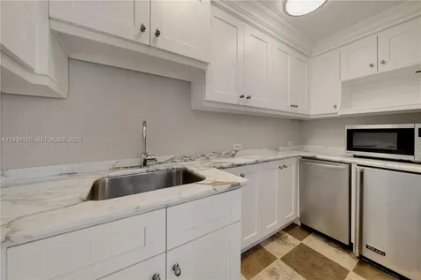 100 Cape Florida Drive Key Biscayne FL 33149