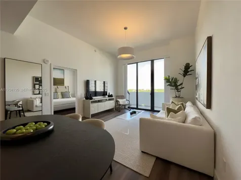 2800 SW 27th Terrace Miami FL 33133