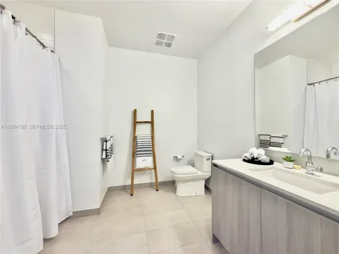 2800 SW 27th Terrace Miami FL 33133