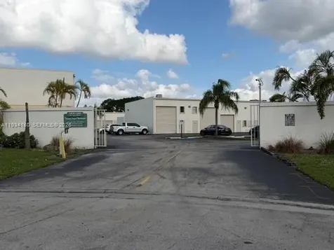 13977 SW 140th Street Miami FL 33186
