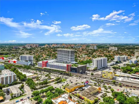 2800 SW 27th Terrace Miami FL 33133