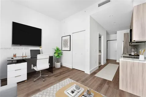 2800 SW 27th Terrace Miami FL 33133