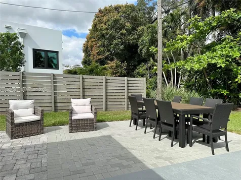 513 NW 30th Street Wilton Manors FL 33311