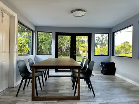 513 NW 30th Street Wilton Manors FL 33311