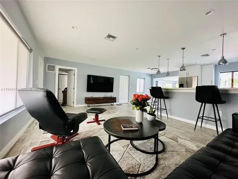 513 NW 30th Street Wilton Manors FL 33311
