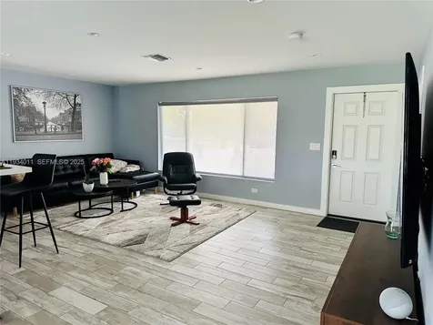 513 NW 30th Street Wilton Manors FL 33311