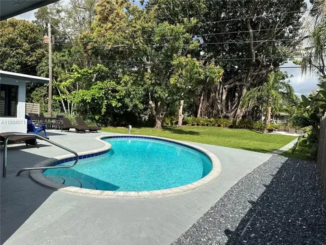 513 NW 30th Street Wilton Manors FL 33311