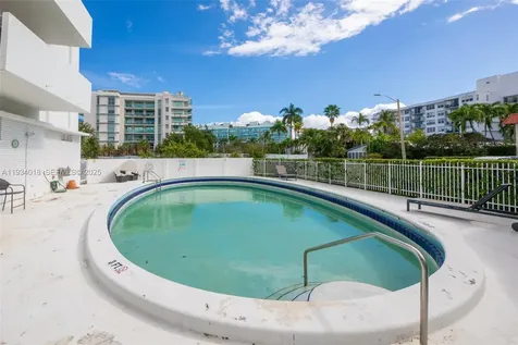 Bay Harbor Islands FL 33154