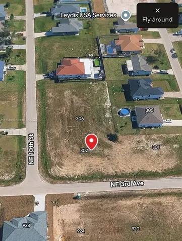 302 NE 10 Street Cape Coral FL 33909