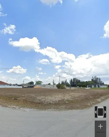 302 NE 10 Street Cape Coral FL 33909