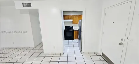 6820 W Flagler Street Miami FL 33144