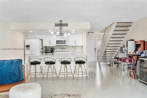 1281 W Fairway Road Pembroke Pines FL 33026