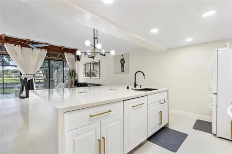 1281 W Fairway Road Pembroke Pines FL 33026