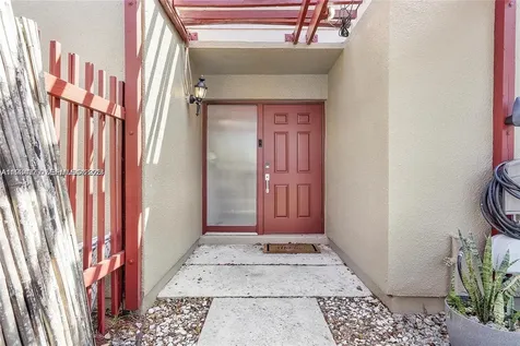 1281 W Fairway Road Pembroke Pines FL 33026