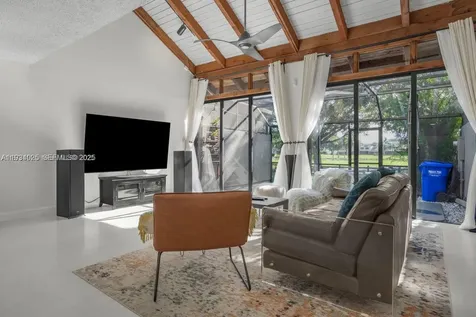 1281 W Fairway Road Pembroke Pines FL 33026