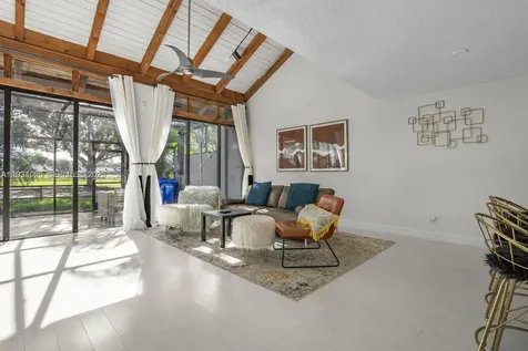 1281 W Fairway Road Pembroke Pines FL 33026