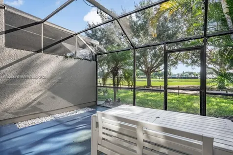 1281 W Fairway Road Pembroke Pines FL 33026