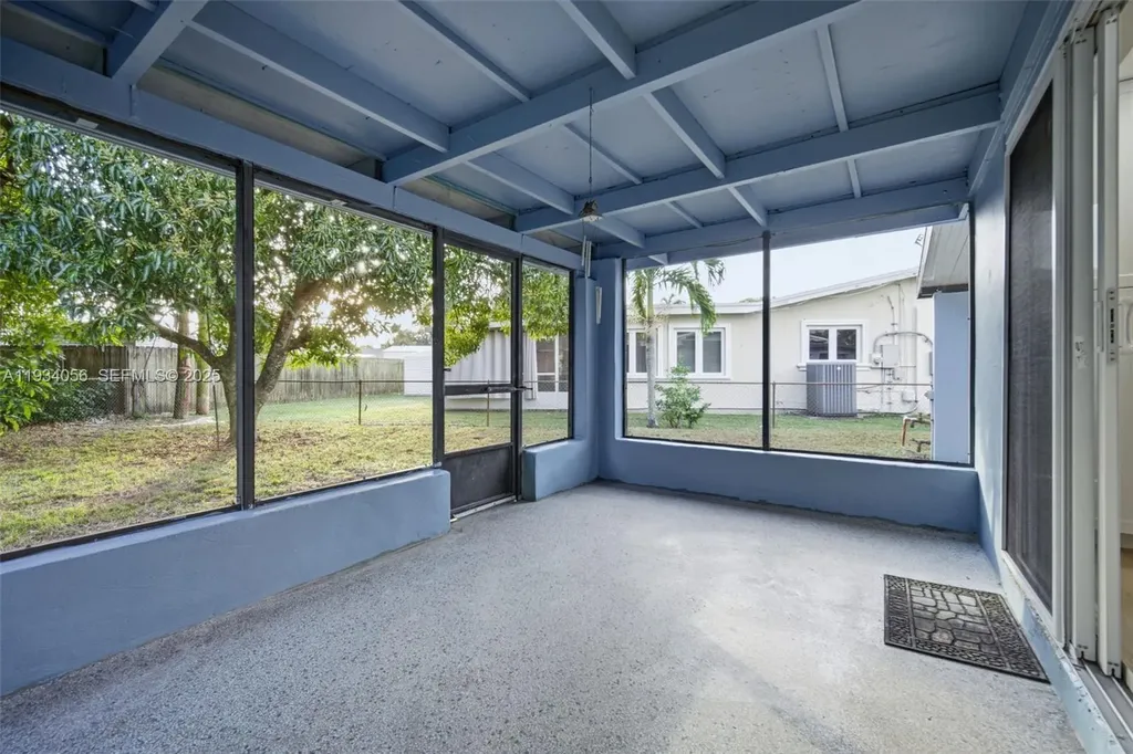 3548 SW 16th Court Fort Lauderdale FL 33312