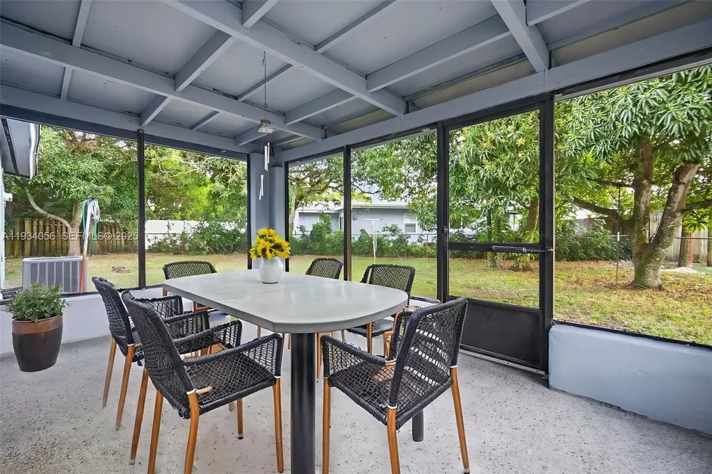 3548 SW 16th Court Fort Lauderdale FL 33312