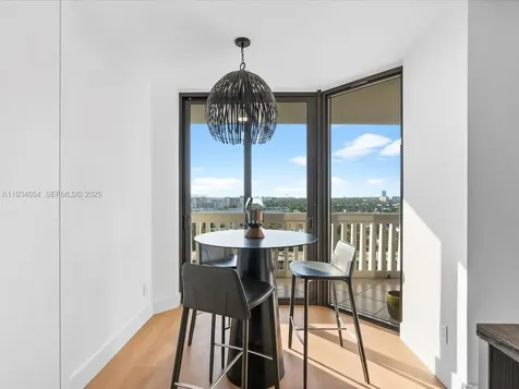 2000 Island Boulevard Aventura FL 33160