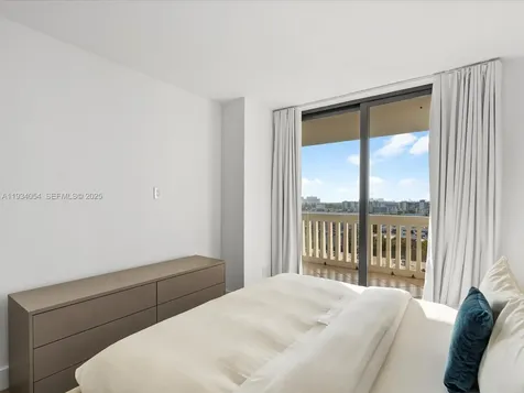 2000 Island Boulevard Aventura FL 33160
