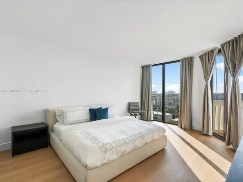 2000 Island Boulevard Aventura FL 33160