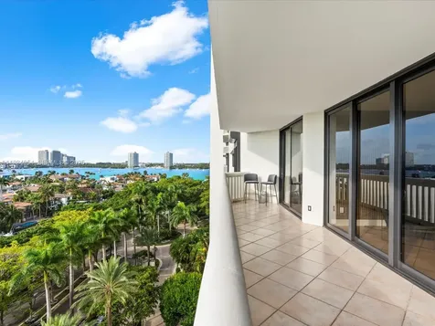2000 Island Boulevard Aventura FL 33160
