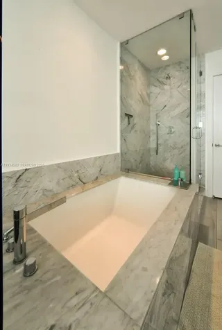 480 NE 31st Street Miami FL 33137